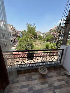 Balcony Image of 650 Sq.ft 2 BHK Independent House for rent in Indira Nagar Lucknow for Rs. 9999