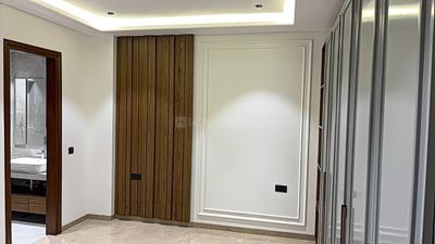 Bedroom Image of 1900 Sq.ft 3 BHK Builder Floor for sale in Sector 8 Dwarka New Delhi for Rs. 24500000