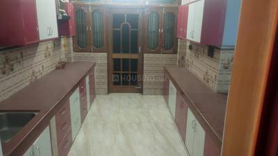 Balcony Image of 2100 Sq.ft 2 BHK Builder Floor for rent in Gomti Nagar Extension Lucknow for Rs. 20000