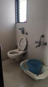 Bathroom Image of 580 Sq.ft 1 BHK Apartment / Flat for sale in Ekta Meadows, Borivali East Mumbai for Rs. 12500000