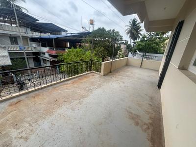 Balcony Image of 1000 Sq.ft 2 BHK Duplex for rent in Tank Mohalla Shivamogga for Rs. 13000