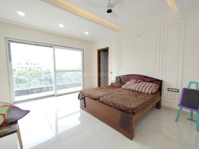 Bedroom Image of 4500 Sq.ft 5 BHK Apartment / Flat for rent in Burari New Delhi for Rs. 200000