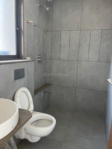 Bathroom Image of 5085 Sq.ft 5 BHK Independent House for sale in Gurukul Ahmedabad for Rs. 72500000
