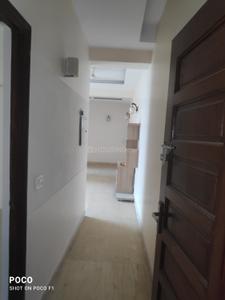 Image of 1550 Sq.ft 3 BHK Apartment / Flat for sale in Mahagun Moderne, Sector 78, Noida for Rs. 21000000
