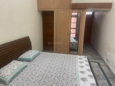 Bedroom Image of Whitehouse Girls PG in Model Town, Rohtak