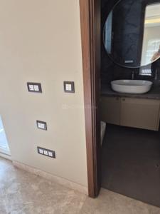 Image of 2250 Sq.ft 4 BHK Builder Floor for sale in Sarvapriya Vihar, New Delhi for Rs. 80000000