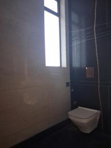 Common Bathroom Image of 5475 Sq.ft 5 BHK Apartment / Flat for sale in County 107, Sector 107 Noida for Rs. 158000000
