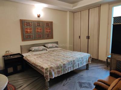 Bedroom Image of 1800 Sq.ft 3 BHK Builder Floor for sale in Safdarjung Enclave New Delhi for Rs. 57000000