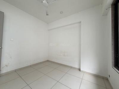 Bedroom Image of 950 Sq.ft 1.5 BHK Apartment / Flat for rent in Sun Rising Homes, Gota Ahmedabad for Rs. 17500