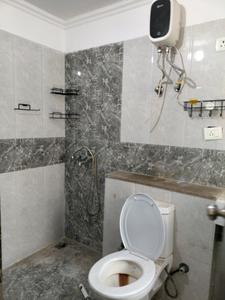 Bedroom Two Image of 1485 Sq.ft 3 BHK Apartment / Flat for rent in Amrapali Pan Oasis, Sector 70 Noida for Rs. 47000