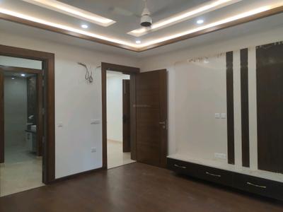 Bedroom Image of 4050 Sq.ft 4 BHK Builder Floor for sale in Ridhi Imperial Homes, Sector 46 Faridabad for Rs. 36000000