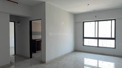 Living Room Image of 820 Sq.ft 2 BHK Apartment / Flat for sale in Shree Crest And Celestia, Mulund East Mumbai for Rs. 16500000