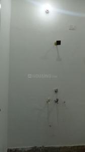 Bathroom Image of 1250 Sq.ft 3 BHK Independent House for rent in Faridipur Lucknow for Rs. 3500