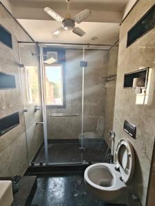 Bathroom Image of 3150 Sq.ft 4 BHK Independent House for rent in Safdarjung Development Area New Delhi for Rs. 210000