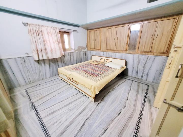 Vinay Nagar, Pal Bhichala Bedroom 1