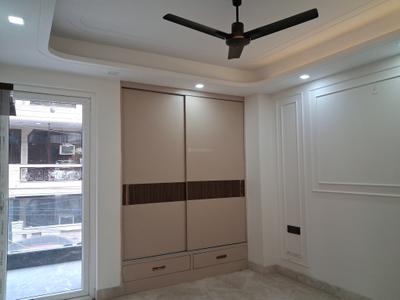 Bedroom Image of 1380 Sq.ft 3 BHK Builder Floor for sale in Paschim Vihar New Delhi for Rs. 26000000