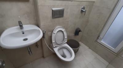 Bathroom Image of 580 Sq.ft 1 BHK Apartment / Flat for rent in Raghav Marvel, Kurla East Mumbai for Rs. 50000