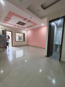 Living Room Image of 1200 Sq.ft 2 BHK Builder Floor for rent in Omicron 1A Greater Noida for Rs. 22000