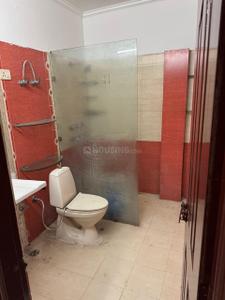 Bathroom Image of 1100 Sq.ft 3 BHK Independent House for rent in Vaishali Ghaziabad for Rs. 25000