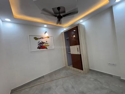Bedroom Image of 810 Sq.ft 3 BHK Apartment / Flat for sale in Dwarka Mor New Delhi for Rs. 6500000