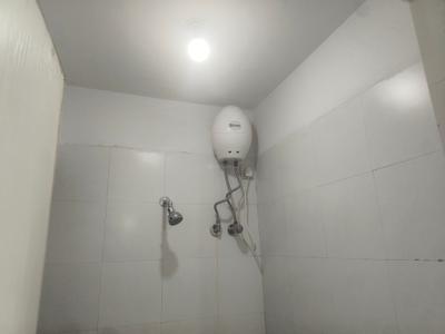 Bathroom Image of 550 Sq.ft 1 BHK Apartment / Flat for rent in Lodha Casa Bella, Palava Phase 1 Thane for Rs. 12000