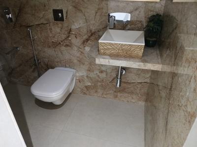 Image of 596 Sq.ft 2 BHK Apartment / Flat for sale in Raunak Centrum, Chembur, Mumbai for Rs. 19200000