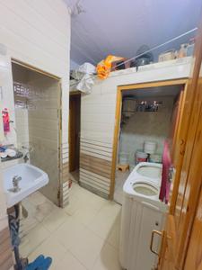Bathroom Image of 2400 Sq.ft 5 BHK Independent House for sale in Nehru Nagar Jaipur for Rs. 13500000