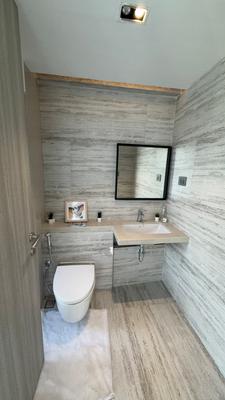 Image of 1400 Sq.ft 3 BHK Apartment / Flat for sale in Khar Danda, Mumbai for Rs. 96800000
