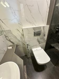 Bathroom Image of 710 Sq.ft 2 BHK Apartment / Flat for sale in Kabra Embraze, Ghatkopar East Mumbai for Rs. 26000000