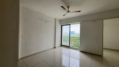 Living Room Image of 950 Sq.ft 1.5 BHK Apartment / Flat for sale in Godrej Vananta, Jagatpur Ahmedabad for Rs. 4300000