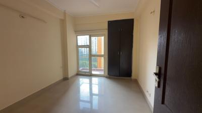 Bedroom Image of 1149 Sq.ft 2 BHK Apartment / Flat for rent in Gardenia Golf City, Sector 75 Noida for Rs. 27000
