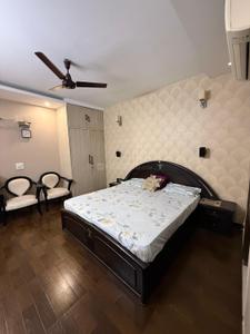 Bedroom Image of 1200 Sq.ft 3 BHK Builder Floor for sale in Ramesh Nagar New Delhi for Rs. 16000000