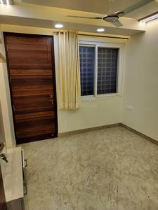 Bedroom Image of 1000 Sq.ft 2 BHK Apartment / Flat for sale in Mayur Apartment, Sector 9 Rohini New Delhi for Rs. 15200000