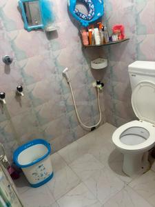 Bathroom Image of 1600 Sq.ft 2 BHK Apartment / Flat for sale in 3 No. Govt Colony Malda for Rs. 2500000