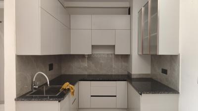 Kitchen Image of 1500 Sq.ft 4 BHK Builder Floor for sale in Vaishali Ghaziabad for Rs. 18200000