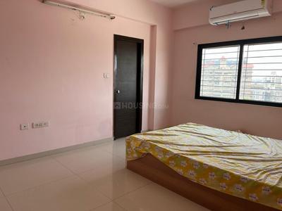 Bedroom Image of 2200 Sq.ft 3 BHK Apartment / Flat for sale in Satellite Ahmedabad for Rs. 17500000