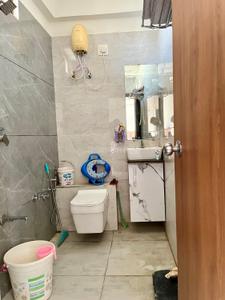 Bathroom Image of 1305 Sq.ft 2 BHK Apartment / Flat for sale in Sargasan Gandhinagar for Rs. 6100000