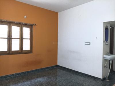 Living Room Image of 600 Sq.ft 1 BHK Independent House for rent in Aarya Parameshwara Paradise by Aarya Group, K R Puram Bengaluru for Rs. 11500