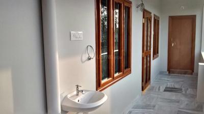 Image of 1800 Sq.ft 2 BHK Builder Floor for rent in Chilakaluripet, Palnadu for Rs. 9000