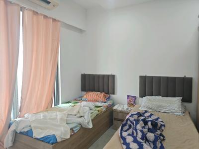 Bedroom Image of 674 Sq.ft 1 BHK Apartment / Flat for sale in Lodha New Cuffe Parade, Sion Mumbai for Rs. 19500000