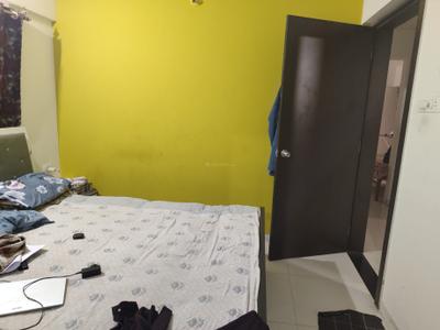 Bedroom Image of 1200 Sq.ft 3 BHK Apartment / Flat for rent in Mantra Essence, Undri Pune for Rs. 30000