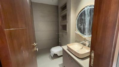Image of 1350 Sq.ft 3 BHK Builder Floor for sale in Janakpuri, New Delhi for Rs. 37300000