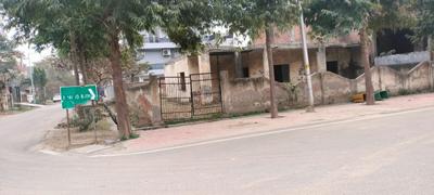 Image of 200 Sq.ft Residential Plot / Land for sale in Sector 108, Noida for Rs. 60000000