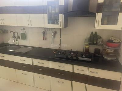 Kitchen Image of 1500 Sq.ft 2 BHK Apartment / Flat for rent in Raviraj Fortaleza Apartment, Kalyani Nagar Pune for Rs. 65000