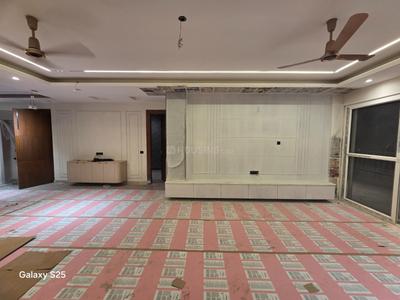 Hall Image of 2250 Sq.ft 3 BHK Builder Floor for sale in Laxmi Nagar New Delhi for Rs. 47000000