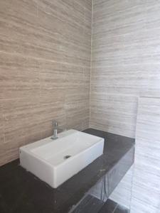 Bathroom Image of 1300 Sq.ft 3 BHK Apartment / Flat for rent in Malad West Mumbai for Rs. 115000