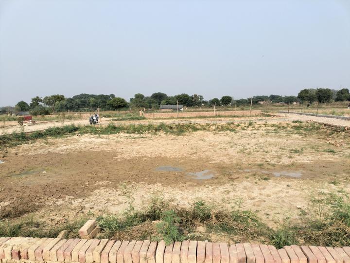 Noida Extension Main Image 1