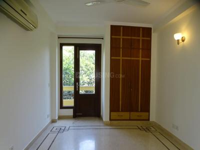 Bedroom Image of 2700 Sq.ft 3 BHK Builder Floor for rent in New Friends Colony New Delhi for Rs. 85000