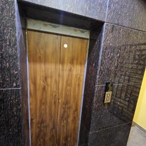 Image of 930 Sq.ft 2 BHK Apartment / Flat for rent in Sithalapakkam, Chennai for Rs. 20000