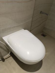 Bedroom Three Image of 2400 Sq.ft 4 BHK Apartment / Flat for sale in Rustomjee Seasons, Bandra East Mumbai for Rs. 140000000